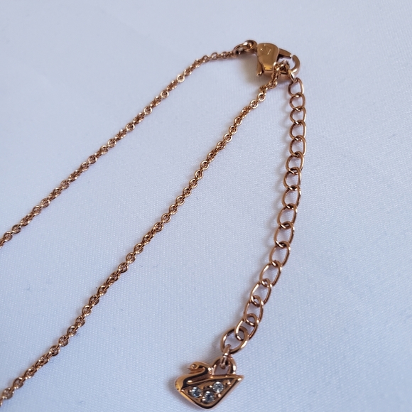 Lovely Necklace, White, Rose-gold tone plated - Picture 9 of 10